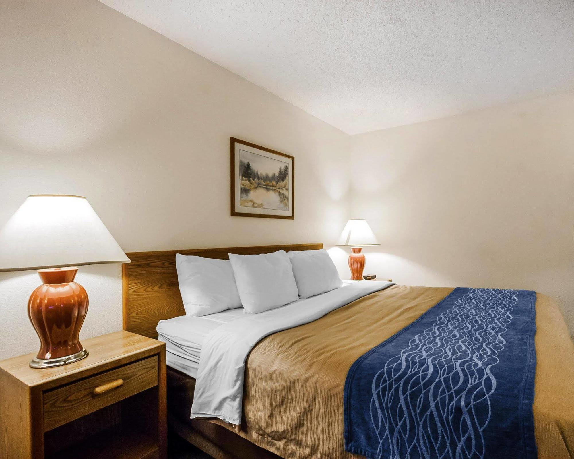 Quality Inn Ozark-Springfield South Exterior photo